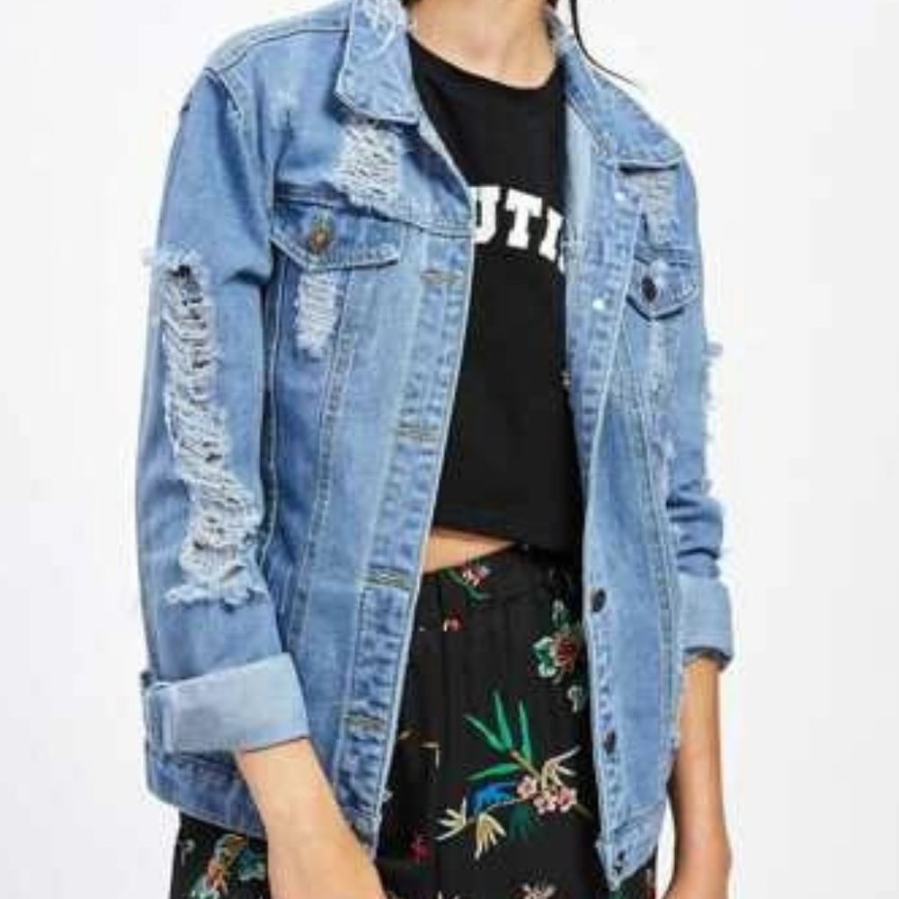 OVERSIZED VINTAGE-90s STYLE DENIM JACKET